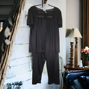 Adorable Pajama set, size XL Vintage Adonna